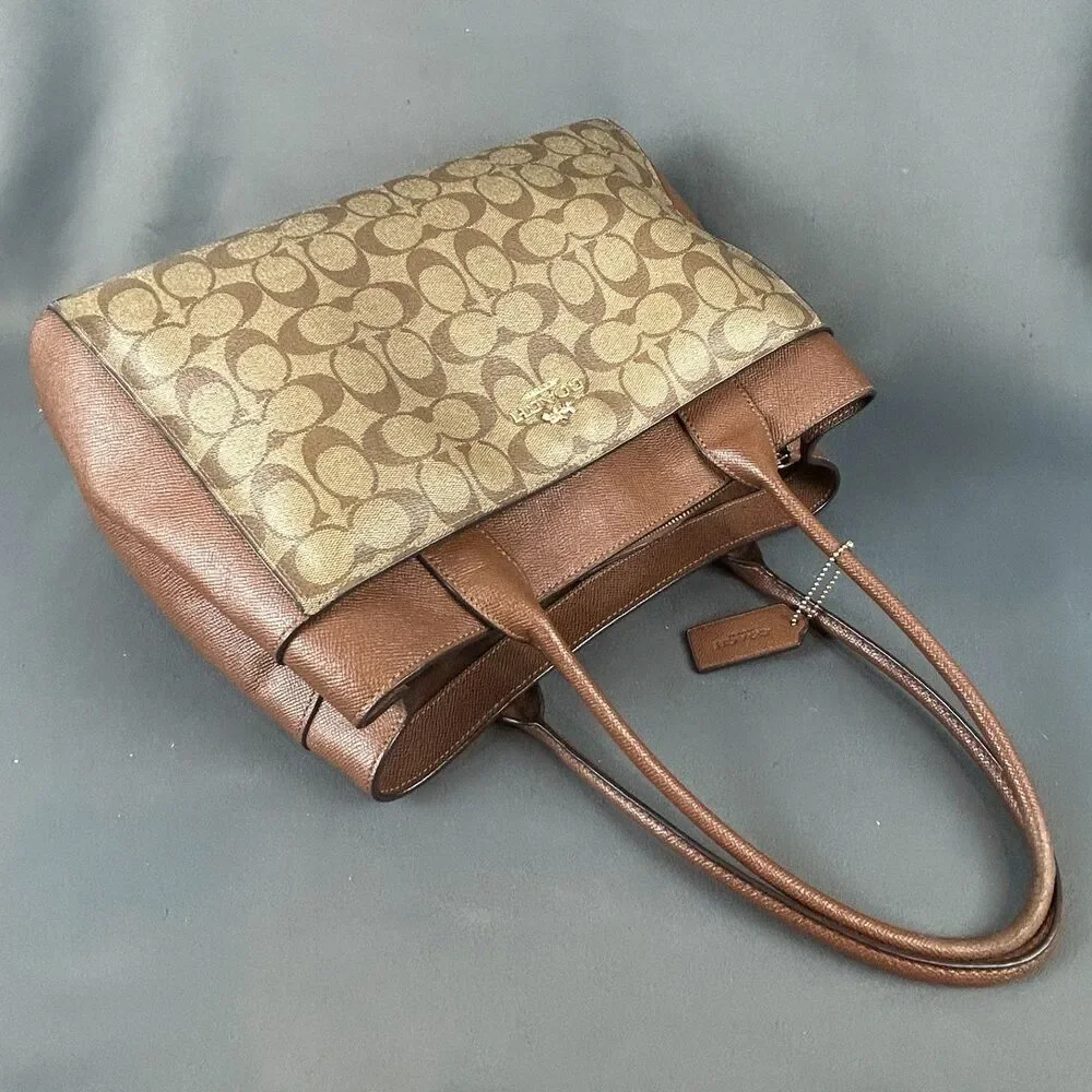 Coach casey f31475